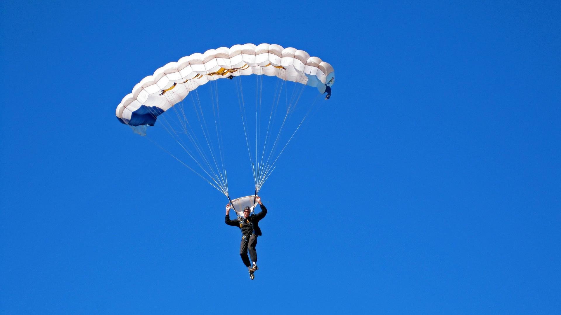 联盟倡导绿色比赛，赛事用电与碳排放公开透明，绿色低碳知识竞赛